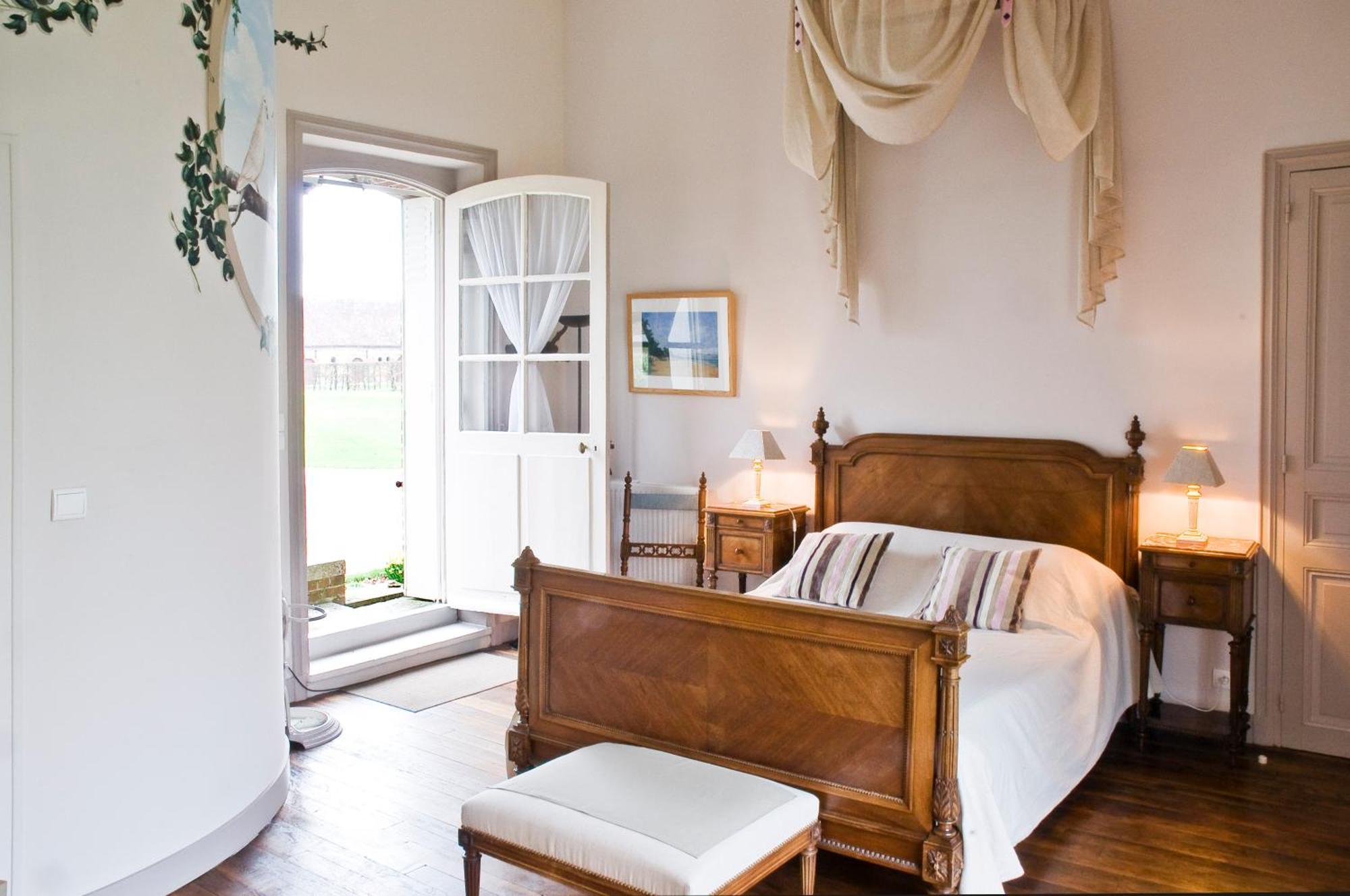 Le Chateau De Bonnemare - Bed And Breakfast Radepont Exterior photo